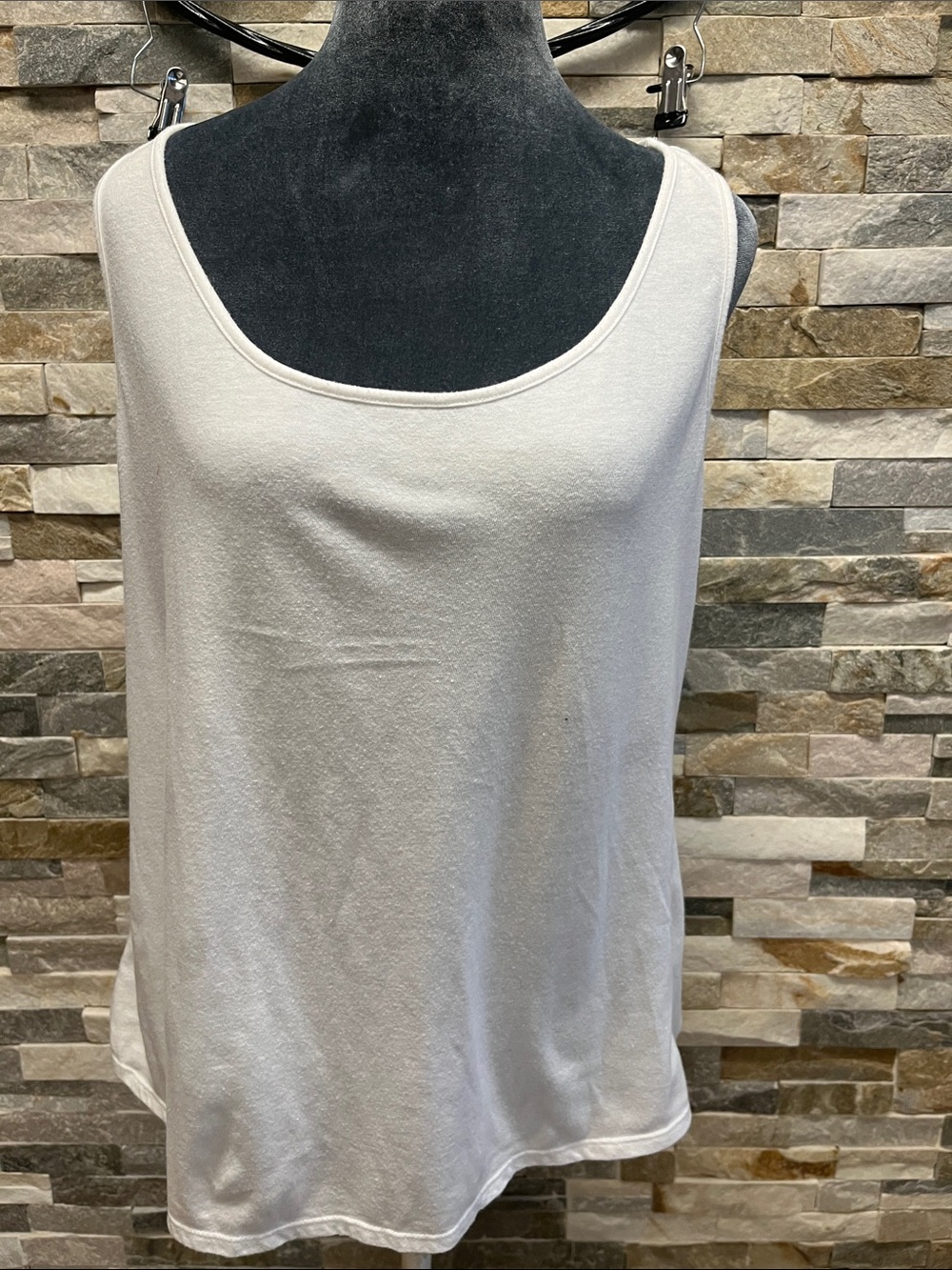 croft & barrow White Scoop Neck Tank Top